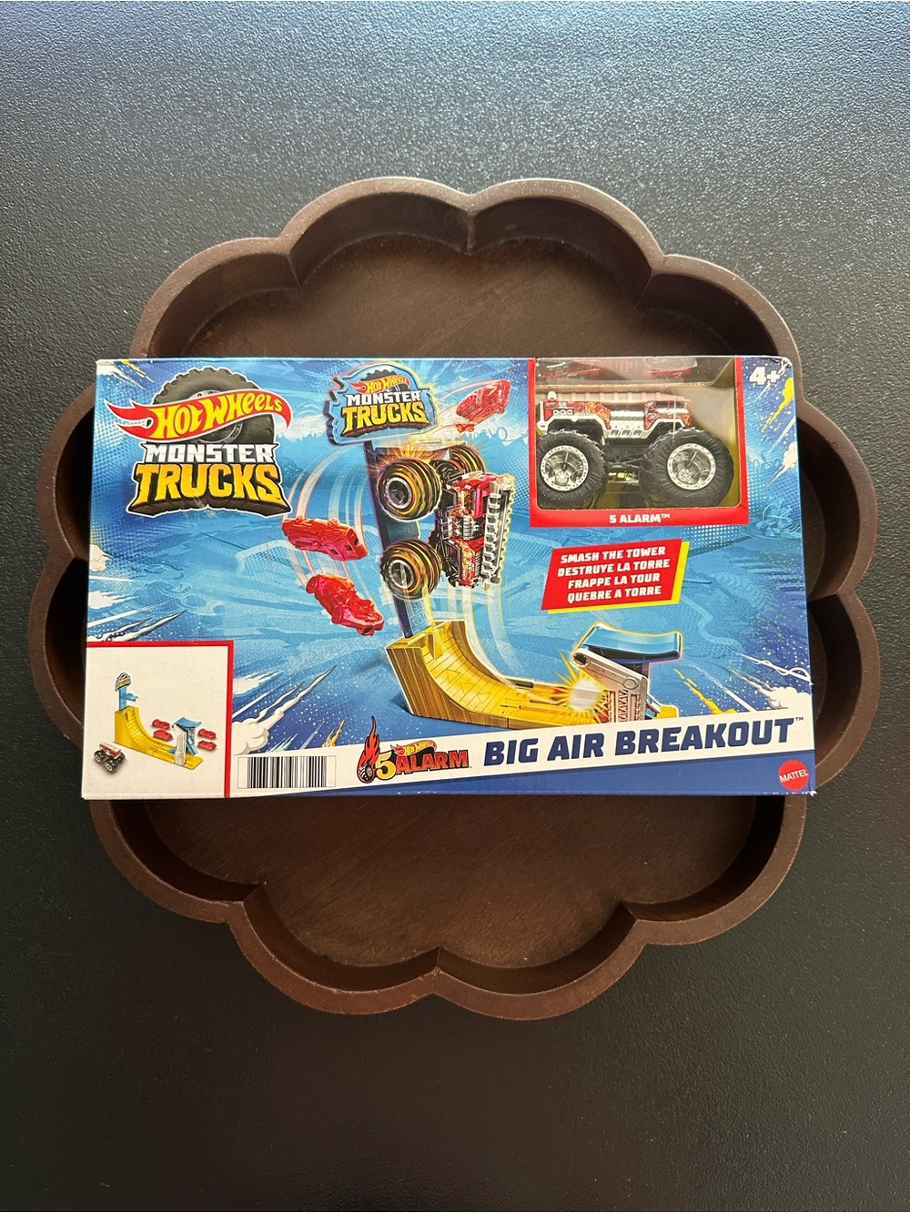 Hot Wheels Monster Trucks ~ 5 Alarm Big Breakout Playset